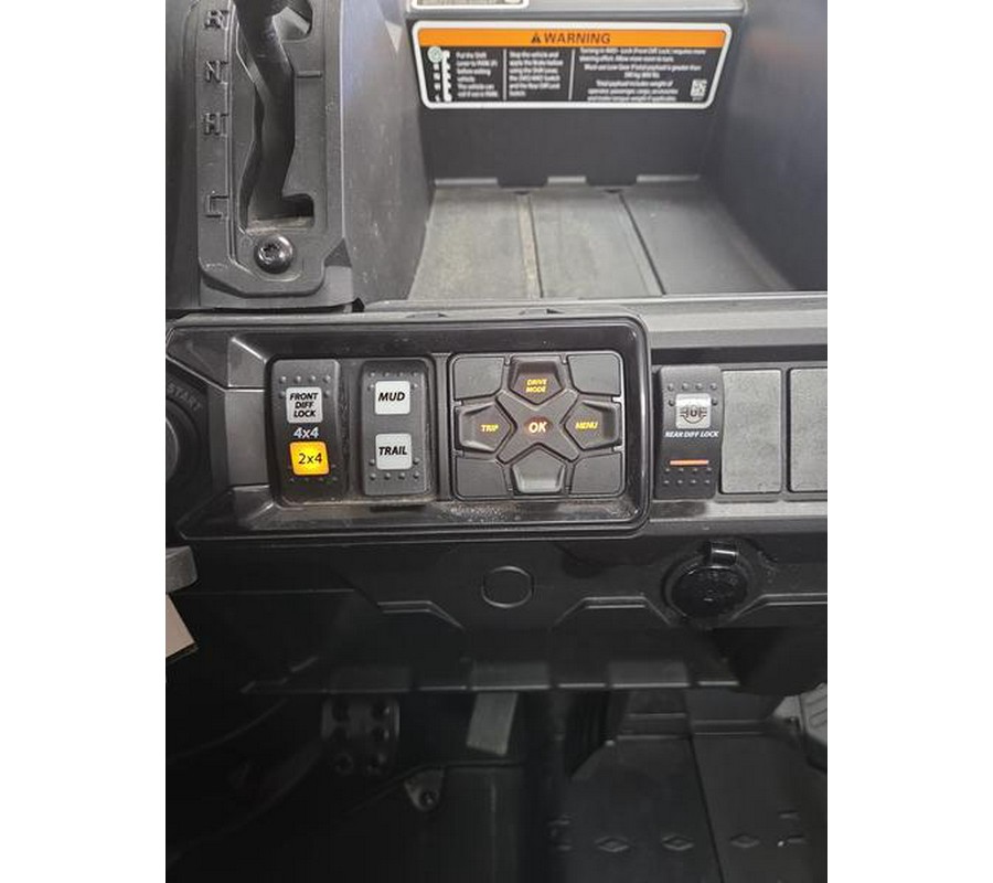 2024 Can-Am® Defender MAX X mr with Half-Doors HD10