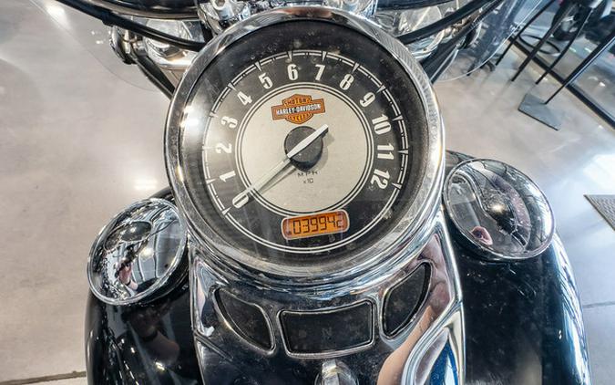 2012 Harley-Davidson Softail FLSTC - Heritage Classic