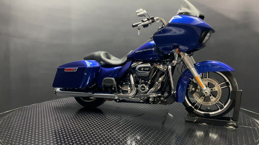 2017 Harley-Davidson® FLTRX - Road Glide®