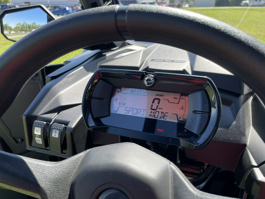 2022 Can-Am Maverick Trail DPS 1000