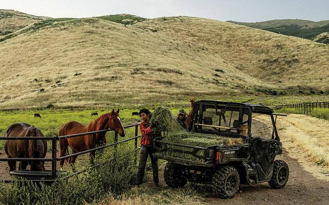 2024 Can-Am™ Defender XT HD9