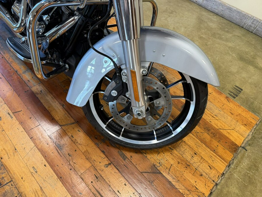 Used 2023 Harley-Davidson Road Glide Grand American Touring Motorcycle For Sale Near Memphis, TN