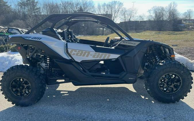 2024 Can-Am Maverick X3 DS Turbo RR Catalyst Gray