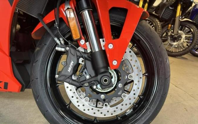 2026 Suzuki GSX800FRQM6