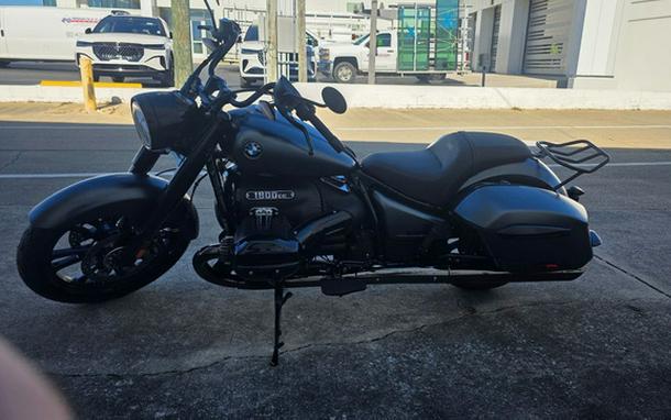 2024 BMW R 18 Roctane Manhattan Metallic Matte