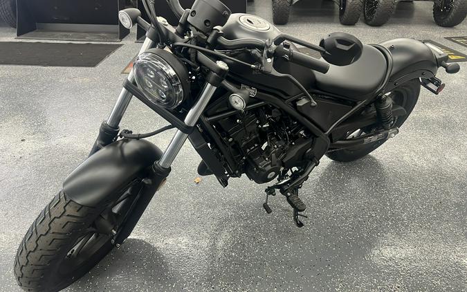 2026 Honda Rebel 300 E-Clutch