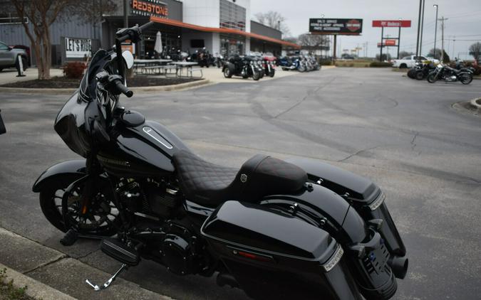 FLHXS 2018 Street Glide® Special