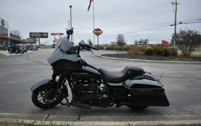 FLHXS 2018 Street Glide® Special