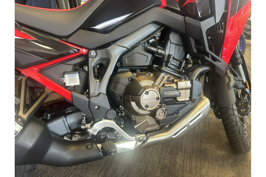2024 Honda Africa Twin DCT - GRAND PRIX RED