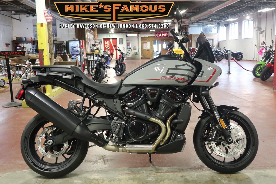 2025 Harley-Davidson Pan America® 1250 ST
