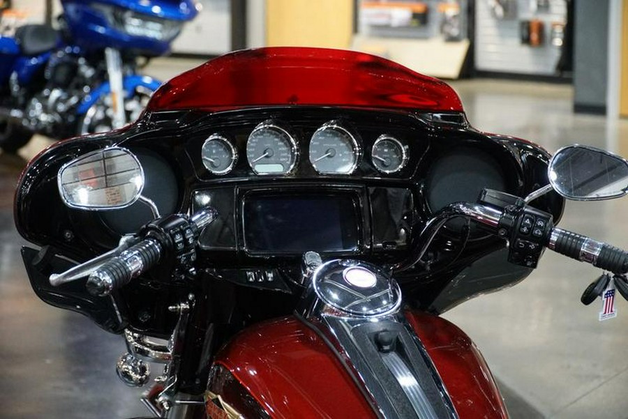 2023 Harley-Davidson® FLHTCUTGAN - Tri Glide® Ultra Anniversary Edition