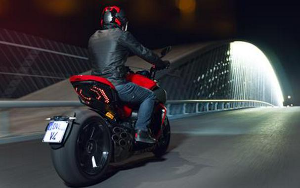 2023 Ducati Diavel V4