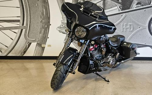 2022 CVO Street Glide FLHXSE