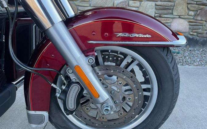 2017 Harley-Davidson® FLHTCUTG - Tri Glide® Ultra