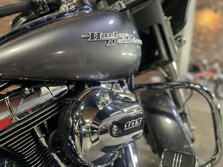 2014 Harley-Davidson® FLHX - Street Glide®