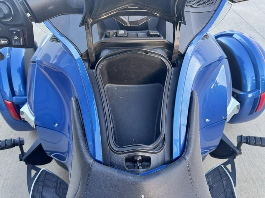 2018 Can-Am® Spyder® RT Limited Chrome