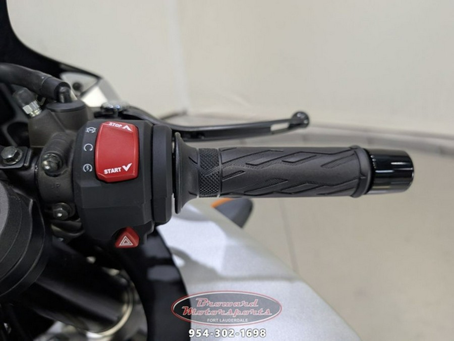 2025 Suzuki GSX-R1000