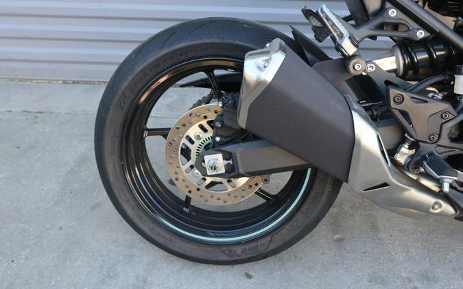 2025 Kawasaki Z900 ABS