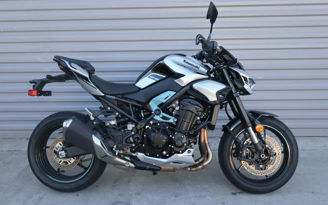 2025 Kawasaki Z900 ABS
