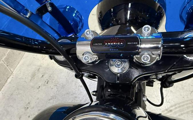 2026 Harley-Davidson® FLHC - Heritage Classic