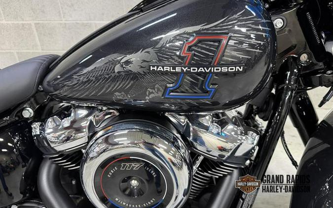 2026 Harley-Davidson® FLHC - Heritage Classic