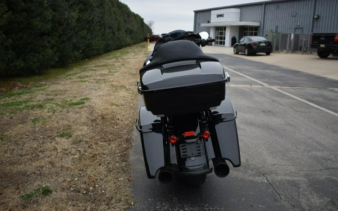 FLHXS 2019 Street Glide® Special