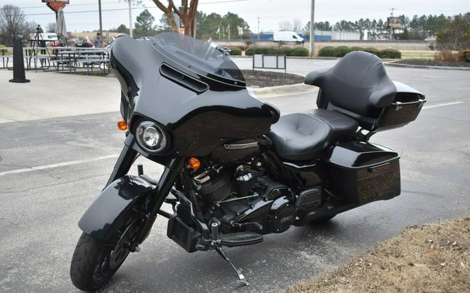 FLHXS 2019 Street Glide® Special