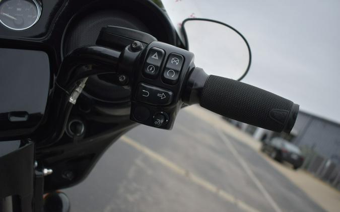 FLHXS 2019 Street Glide® Special