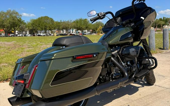 FLTRX 2026 Road Glide