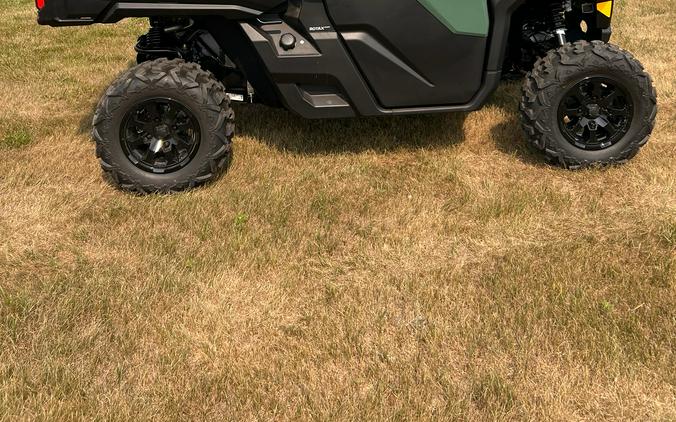 2026 Can-Am Defender DPS CAB