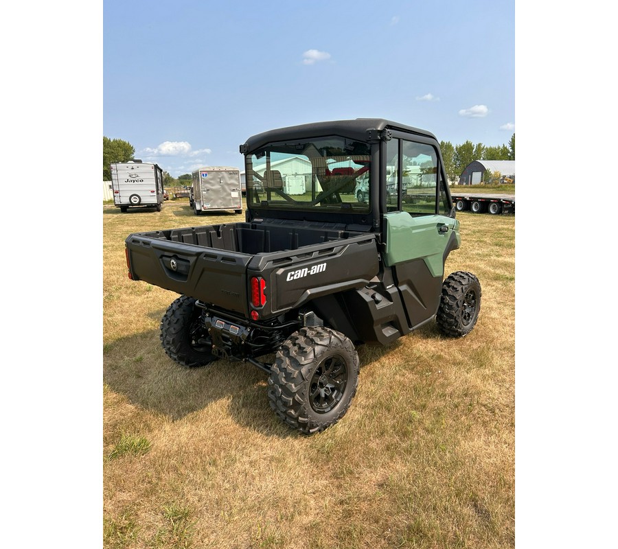 2026 Can-Am Defender DPS CAB