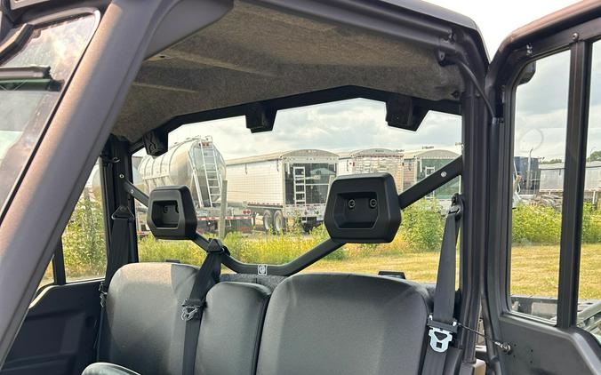 2026 Can-Am Defender DPS CAB
