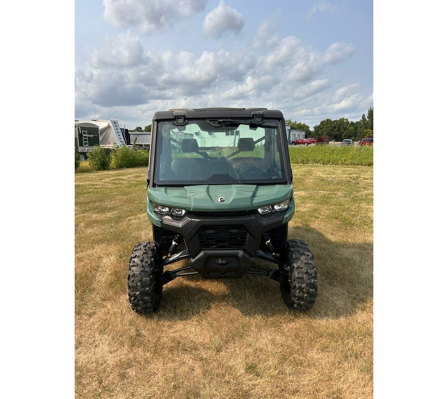 2026 Can-Am Defender DPS CAB