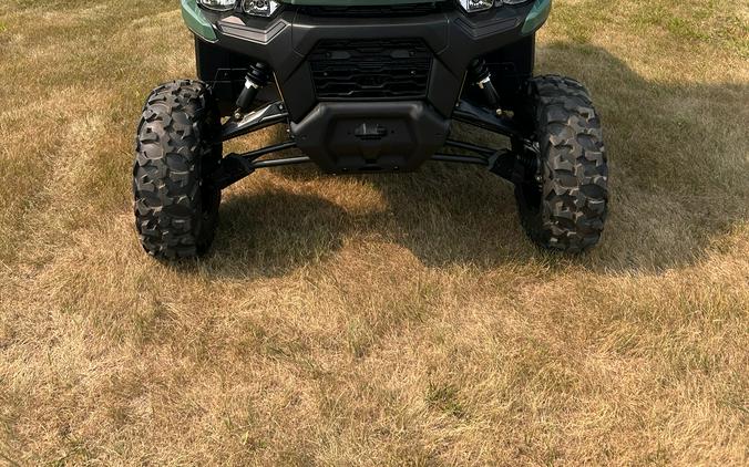 2026 Can-Am Defender DPS CAB