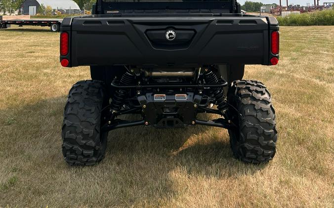 2026 Can-Am Defender DPS CAB