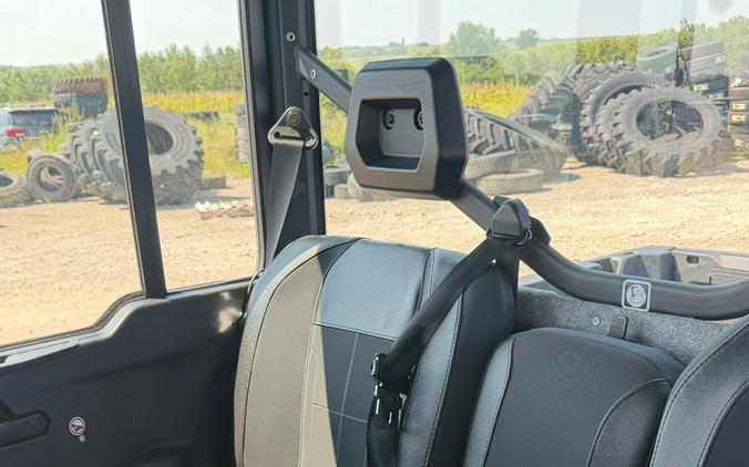 2026 Can-Am Defender MAX XT CAB HD11