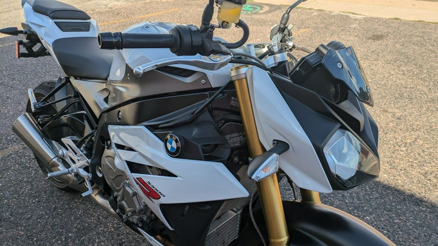 2015 BMW S 1000 R