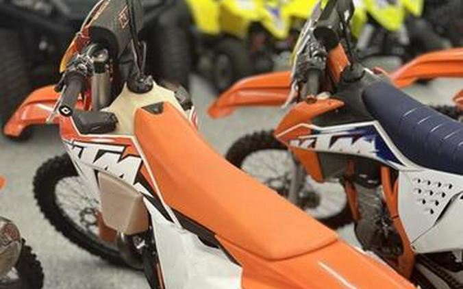 2023 KTM 300 XC