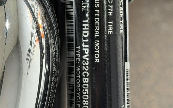 2012 Harley-Davidson® FXS103
