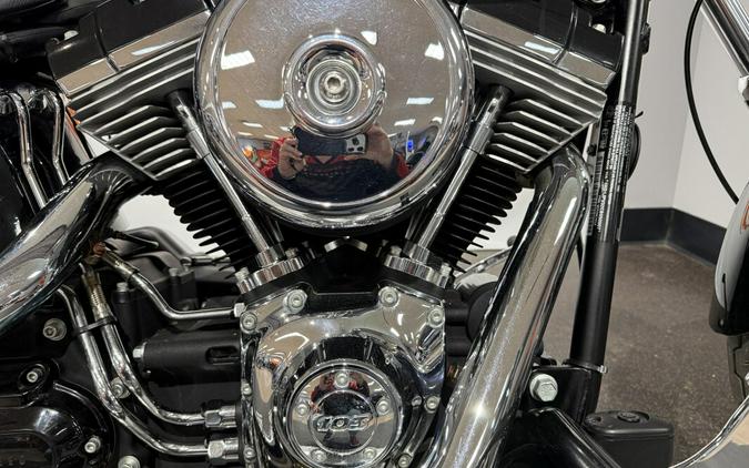2012 Harley-Davidson® FXS103