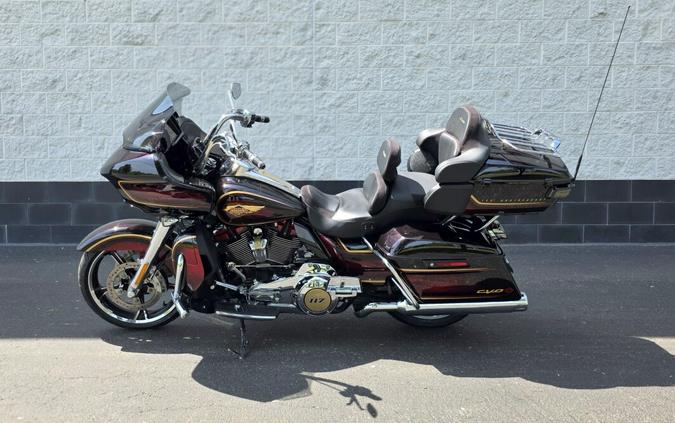 2023 Harley-Davidson® CVO™ Road Glide® LTD Anniversary Heirloom Red Fade