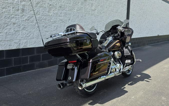 2023 Harley-Davidson® CVO™ Road Glide® LTD Anniversary Heirloom Red Fade