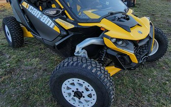 2024 Can-Am Maverick R X RS