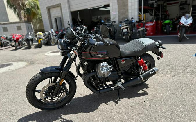 2024 Moto Guzzi V7 Special Edition