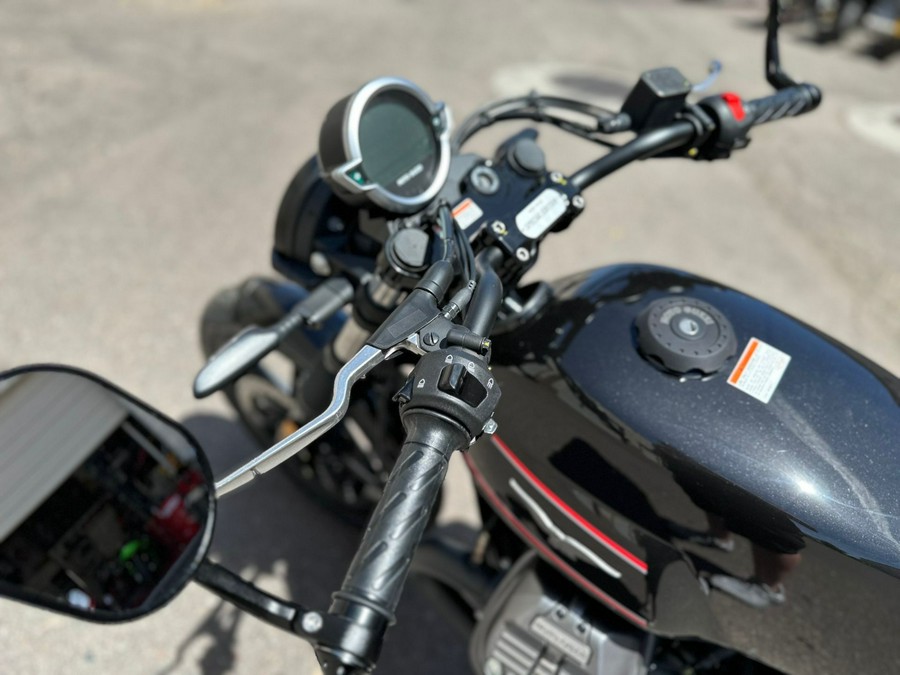 2024 Moto Guzzi V7 Special Edition