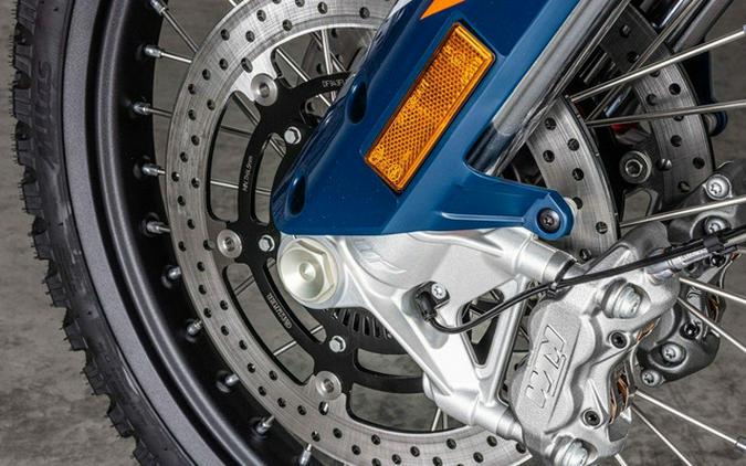 2026 KTM Adventure 890 R