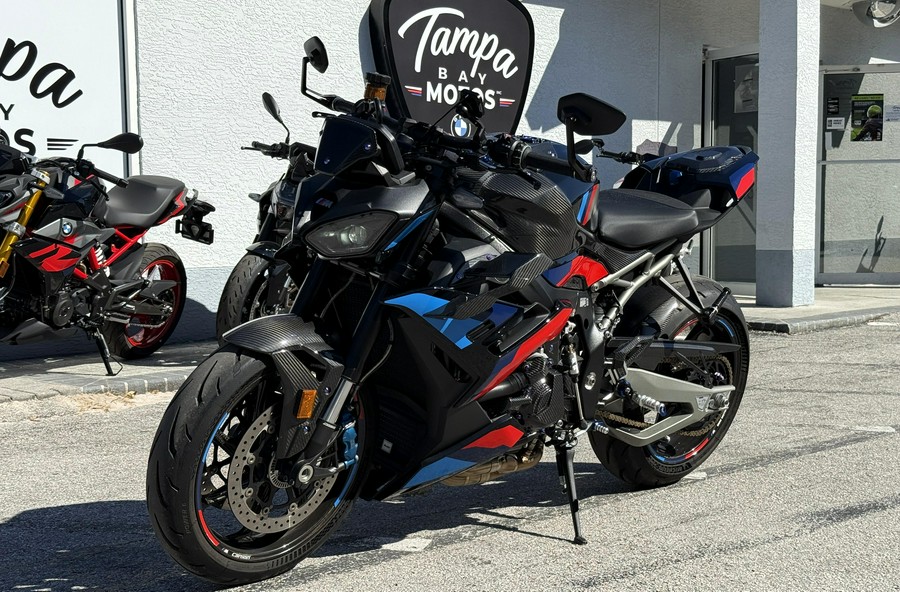 2025 BMW M 1000 R