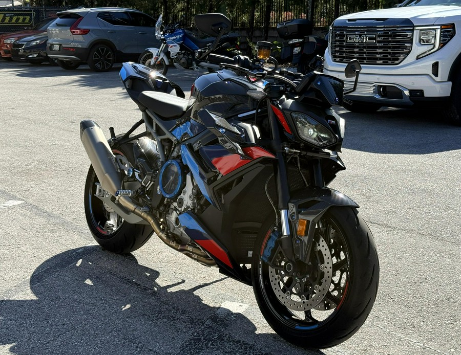 2025 BMW M 1000 R