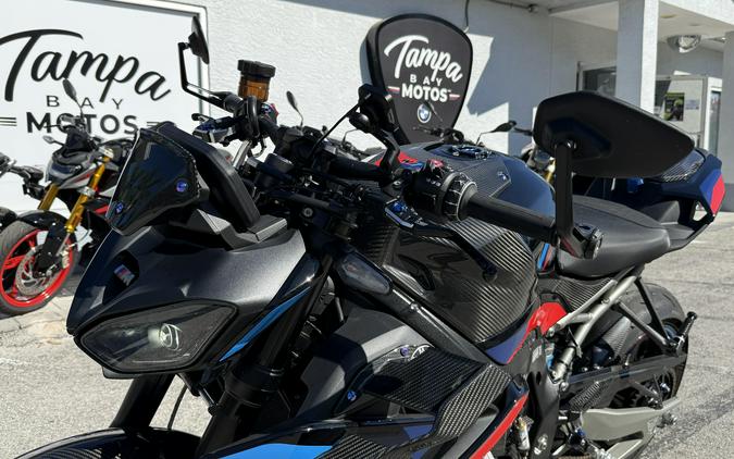 2025 BMW M 1000 R
