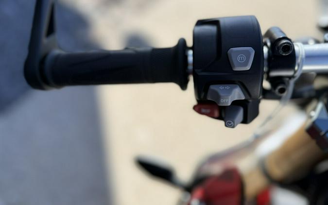 2026 Triumph Street Triple 765 RX SILVER